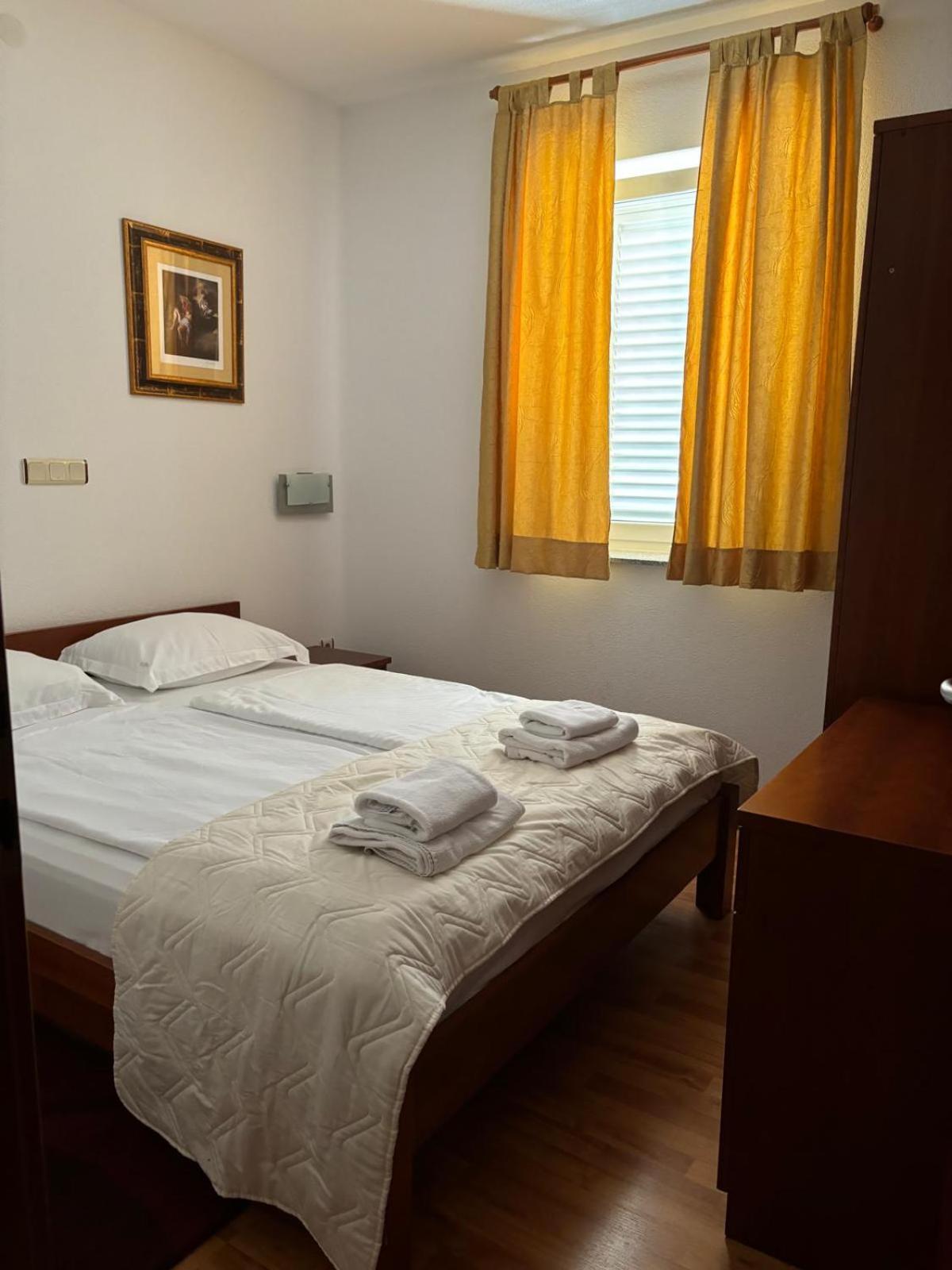 Apartments Sulekic 圣菲利普雅科夫 外观 照片